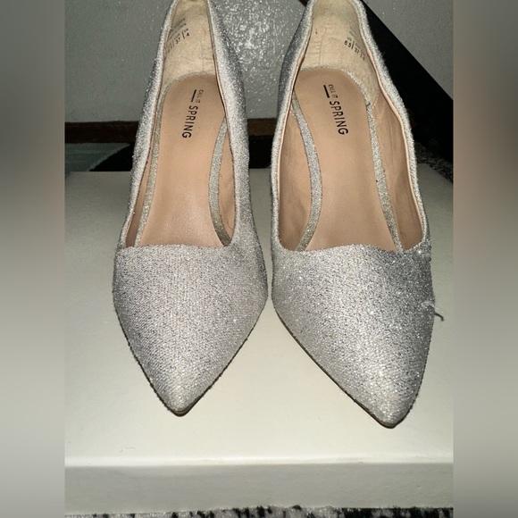 Call it Spring Pumps - Picture 2 of 5